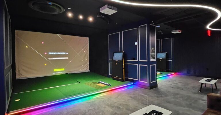 Top 4 Features Every Indoor Golf Simulator Should Have