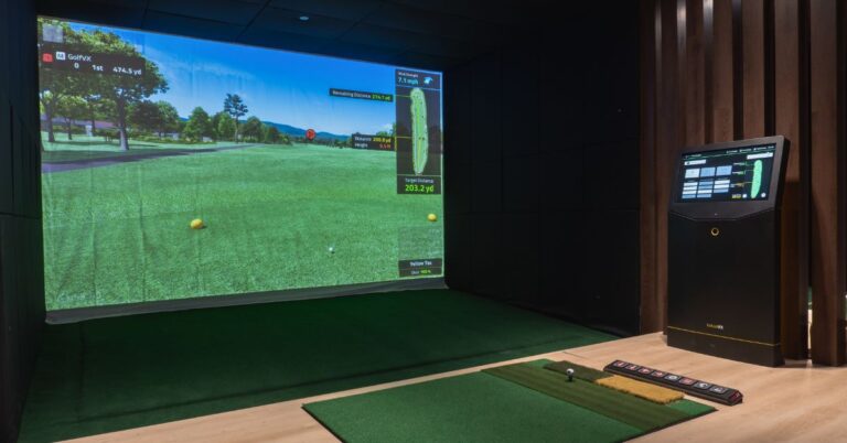 How To Add Food and Beverage Services With Golf Simulators