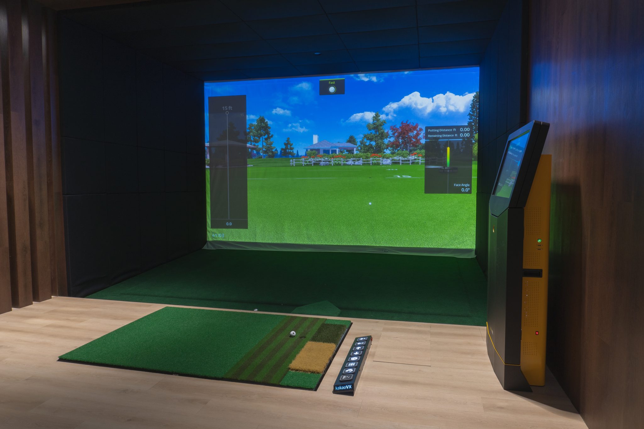 Best Indoor Golf Simulators for Home or Business | Golf VX